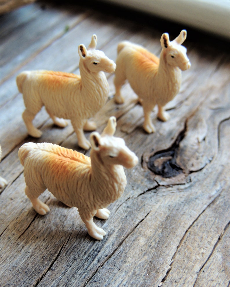MINIATURE ANIMALS LLAMAS Micro Mini Farm Animal Figure | Etsy
