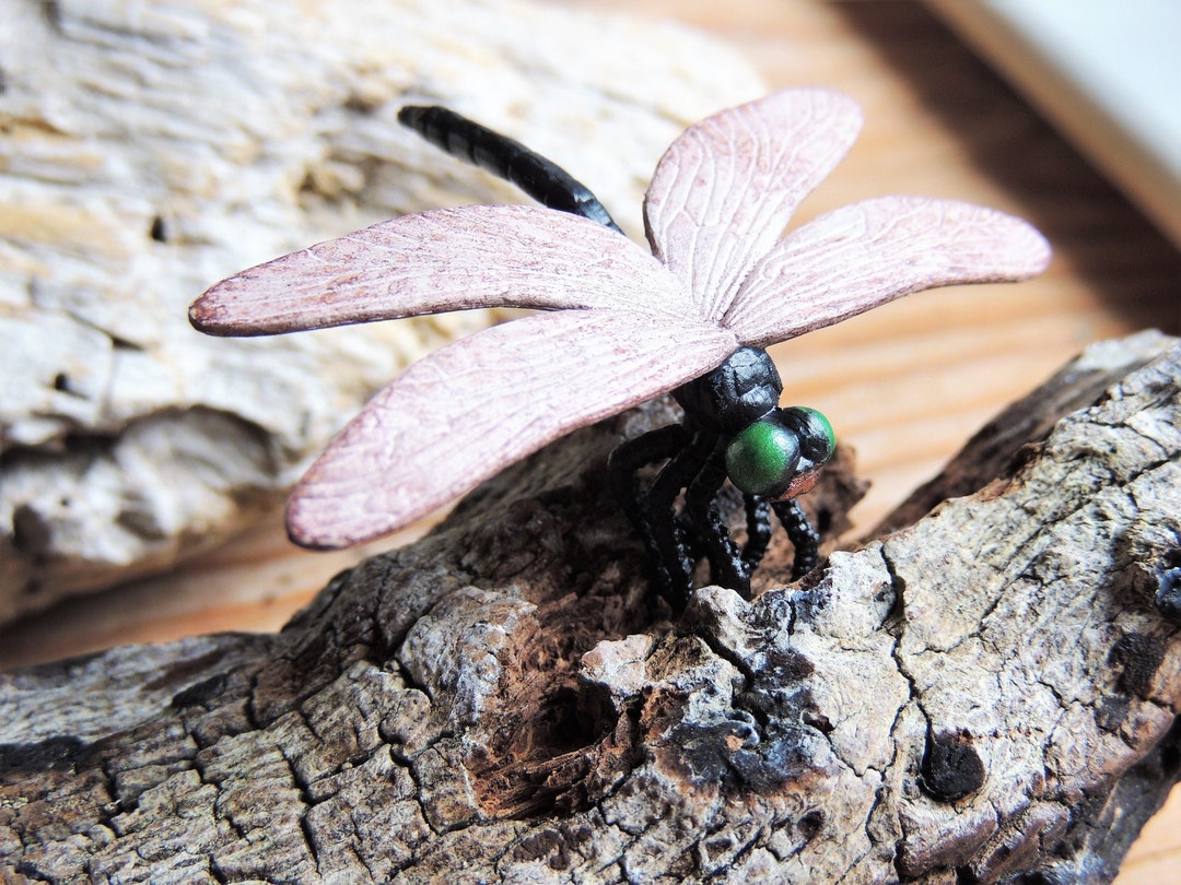 MINIATURE DRAGONFLY Insect Animals Figure Figurine Dollhouse - Etsy