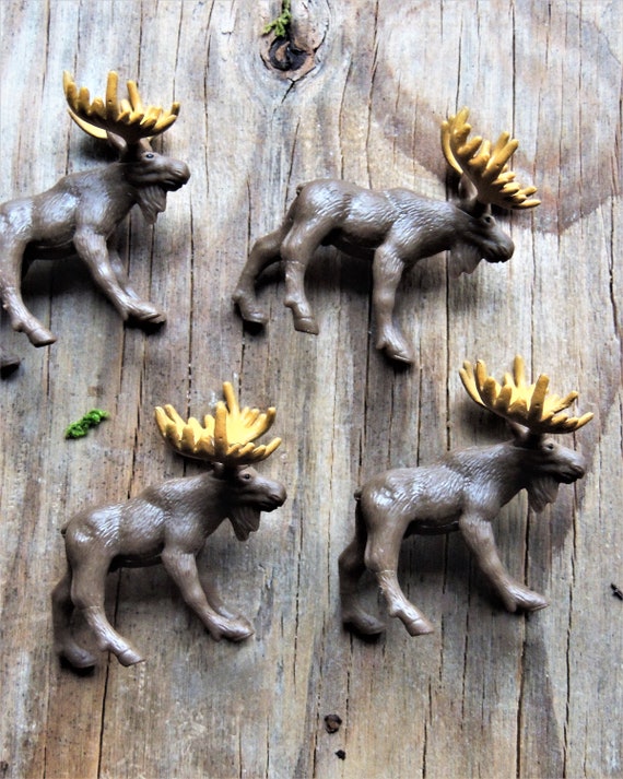 moose figures