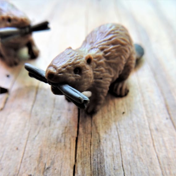 plastic beaver figurines
