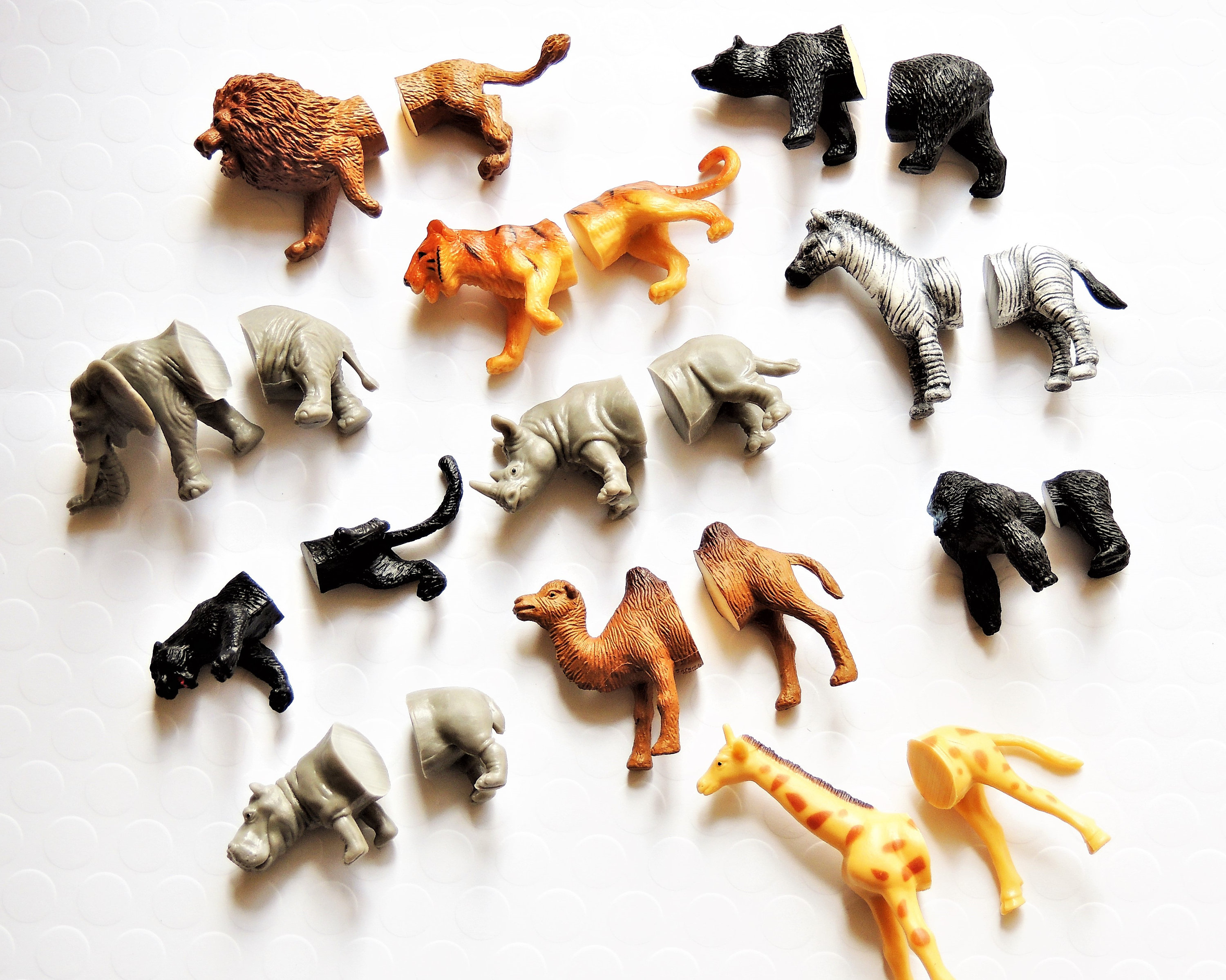 Safari PLASTIC ANIMAL HALVES diy Plastic Animal Crafts Ideas | Etsy