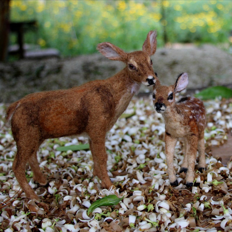 Mother-deer and a fawn, Needle Felted Animals, Needle felted deer, Needle felted animal image 9