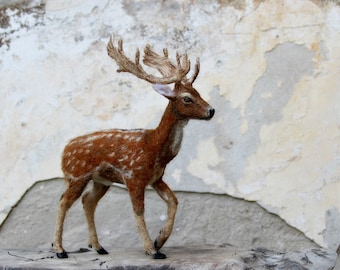 Nadelstiche Tiere.  Englische Damhirsche. Nadelfilz-Skulptur, Hirsche nach Auftrag