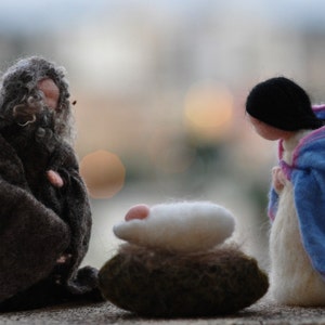 Needle felted Nativity Set / Nativity-Waldorf  /  3 pieces-/Holy Land-mother and child, father,needle felt by Daria Lvovsky-Made to orders