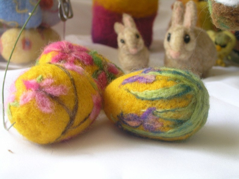 Needle felted Waldorf Easter egg/Bloomy Plum/needle felt by Daria Lvovsky image 6