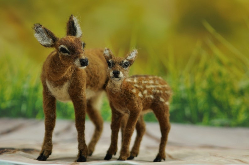 Mother-deer and a fawn, Needle Felted Animals, Needle felted deer, Needle felted animal image 3