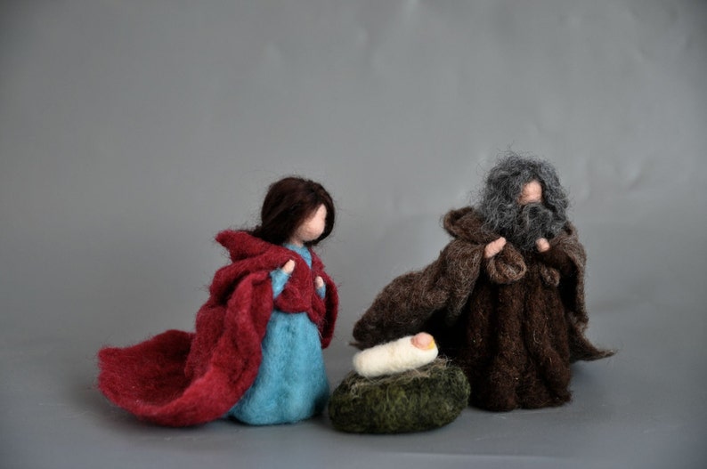 Needle felted Nativity Scene. Nativity Set. Waldorf Education. 3 pieces. Made to orders image 2