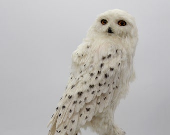 Snowy owl Christmas Tree Topper. Needle felted Snowy Owl. Needle felted bird.