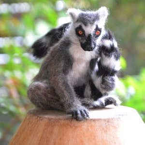 Needle felted Ring Tailed Lemur. Needle felted animal. Animal art sculpturet image 5