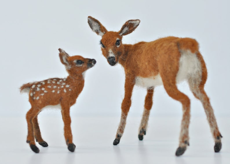 Mother-deer and a fawn, Needle Felted Animals, Needle felted deer, Needle felted animal image 4