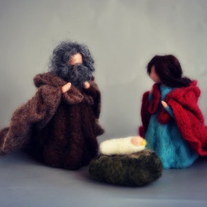 Needle felted Nativity Scene. Nativity Set. Waldorf Education. 3 pieces. Made to orders image 1