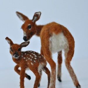 Mother-deer and a fawn, Needle Felted Animals, Needle felted deer, Needle felted animal image 6