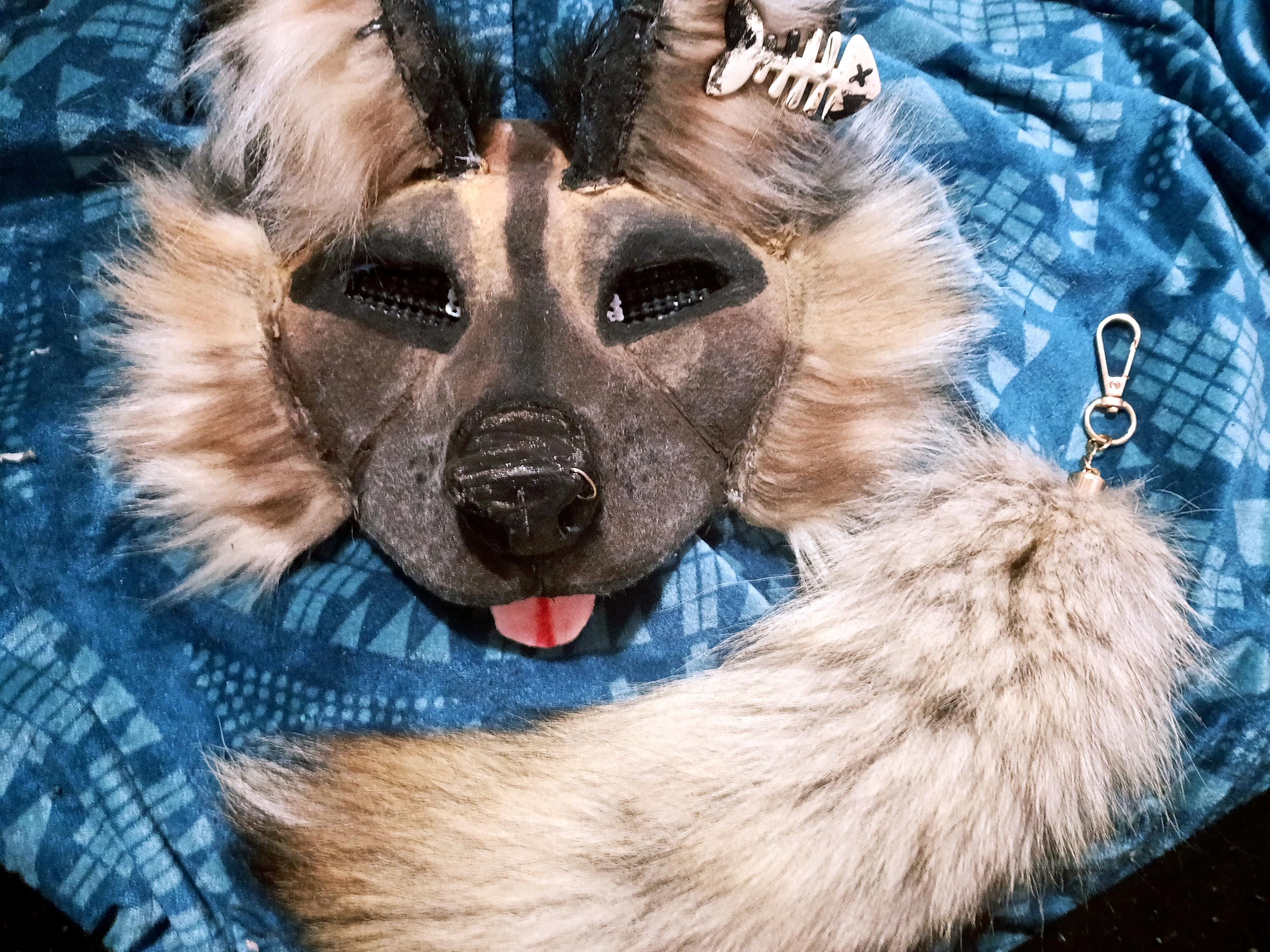 Therian Masks African Wild Dog - Etsy display picture 1
