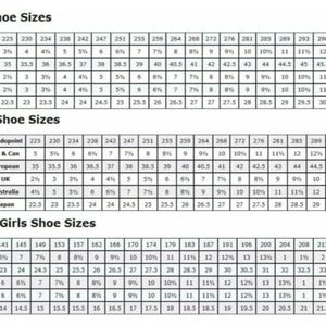 K&ouml;nnte beinhalten: Eine Tabelle mit Schuhgr&ouml;&szlig;enumrechnungen f&uuml;r M&auml;nner, Frauen und Kinder. Die Tabelle enth&auml;lt Mondopoint-, US & Can-, europ&auml;ische, britische, australische und japanische Gr&ouml;&szlig;en.