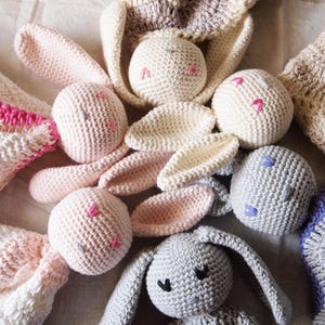 Organic Cotton Crochet Baby Comforter | Doudou fait main 100% coton bio
