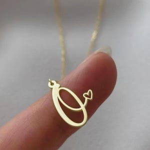 A–Z Initial Heart Pendant Necklace For Women Gold Or Platinum Stainless Steel Figaro Chain Personalised Minimalist Gift For Her, Name Letter