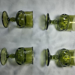 Vintage Indiana Glass King&#39;s Crown Thumbprint Set of 4 Green Small Goblet