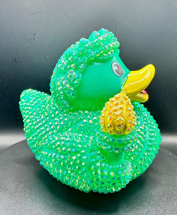 thumbnail image 2 of Statue Of Liberty Rubber Duck – City Merch – Fun Baby Or Kids Bath Toy 2 of 6