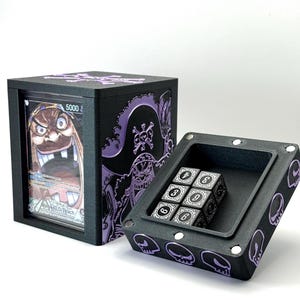 OPTCG Deckbox Blackbeard Pirates Marshall D. Teach Four Yonkos | Convient aux decks à manches triples | Imprimé en 3D avec mini compartiment à mousquetons et dés