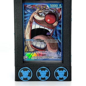 OPTCG Deck Box Buggy de Clown Piratenkapitein Cross Guide Yonko Four Emperors | Geschikt voor kaarten met drie mouwen | Mini-klikhouder en dobbelsteenbodem