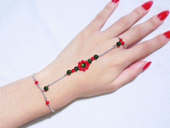 Bracelet bague esclave. Bague avec bracelet. Bracelet avec bague. Bague bracelet fleur rouge. Bracelet jade vert avec bague. Etsy France
