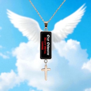 Ozzy Osbourne &quot;Heavy Metal Legende&quot; Edelstahl Halskette, Heavy Metal Black Sabbath Tribute Kreuz Halskette, Ozzy&#39;s Fan Geschenkidee.&quot;