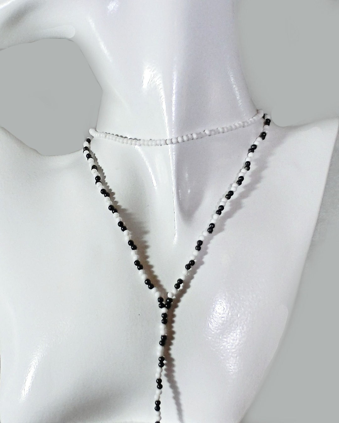 【COLDFRAME】 MOTHER'S WHITE QUARTZ NECKLACE▲BTS着用 COLDFRAME】 MOTHER'S WHITE QUARTZ NECKLACE△BTS着用