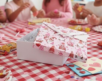 Gnome Valentine Box for School Kids Classroom Valentine Card Holder Heart Design Cute Decoration School Party Gift Exchange Cards Gift Box