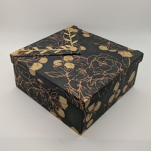 Keepsake Container Box Luxury Storage Solution Black Copper Design Satin Lined Interior Reusable Gift Packaging Elegant Envelope Style Square Box Wedding Favor Presentation Metallic Floral Pattern Special Memory Keeper Anniversary Gift