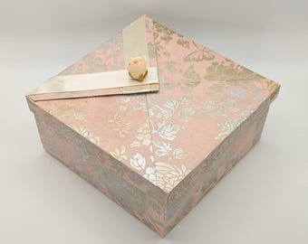 Rosa Blumen-Kuchen-Box-Cupcake-Tasche Keksaufbewahrung mit Deckel Luxus Geschenkverpackung Hochzeit Goodies Goldrosen Design-Umschlag für Rezepte