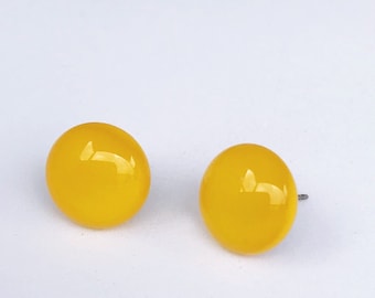 Boucles d'Oreilles Tiges en Verre Fusionné Jaune