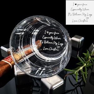 Gepersonaliseerd gegraveerd whiskyglas Aangepast geheim handschrift op onderkant, 11 oz Rocks Glass, uniek cadeau voor hem