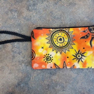 Bolso pequeño de color naranja espiritual con cremallera y asa. Tamaño de teléfono celular bueno para una cartera, bolsa de maquillaje, etc.