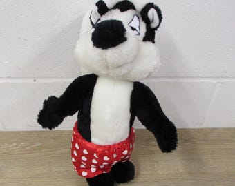 Vintage 1997 Play-by-Play Looney Tunes Pepe Le Pew Plush