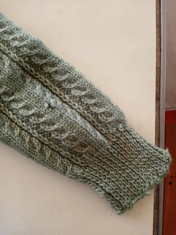 Hand-knit zippered sweater - image 7