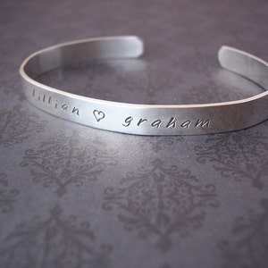 Elegant, Classic Sterling Cuff Bracelet custom Hand stamped personalized Bild 2