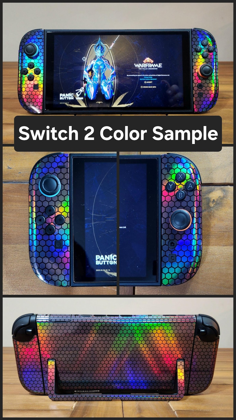 以下が含まれることがあります： ホログラフィックなハニカム模様のスキンを施したNintendo Switchコンソール。画面にはWarframeゲームが表示されています。「Switch 2 Color Sample」と「Panic Button」の文字が見えます。Joy-Consにはカラフルなボタンが付いています。