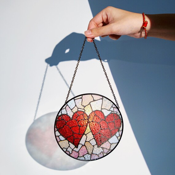 Finestra a forma di cuore - Italia