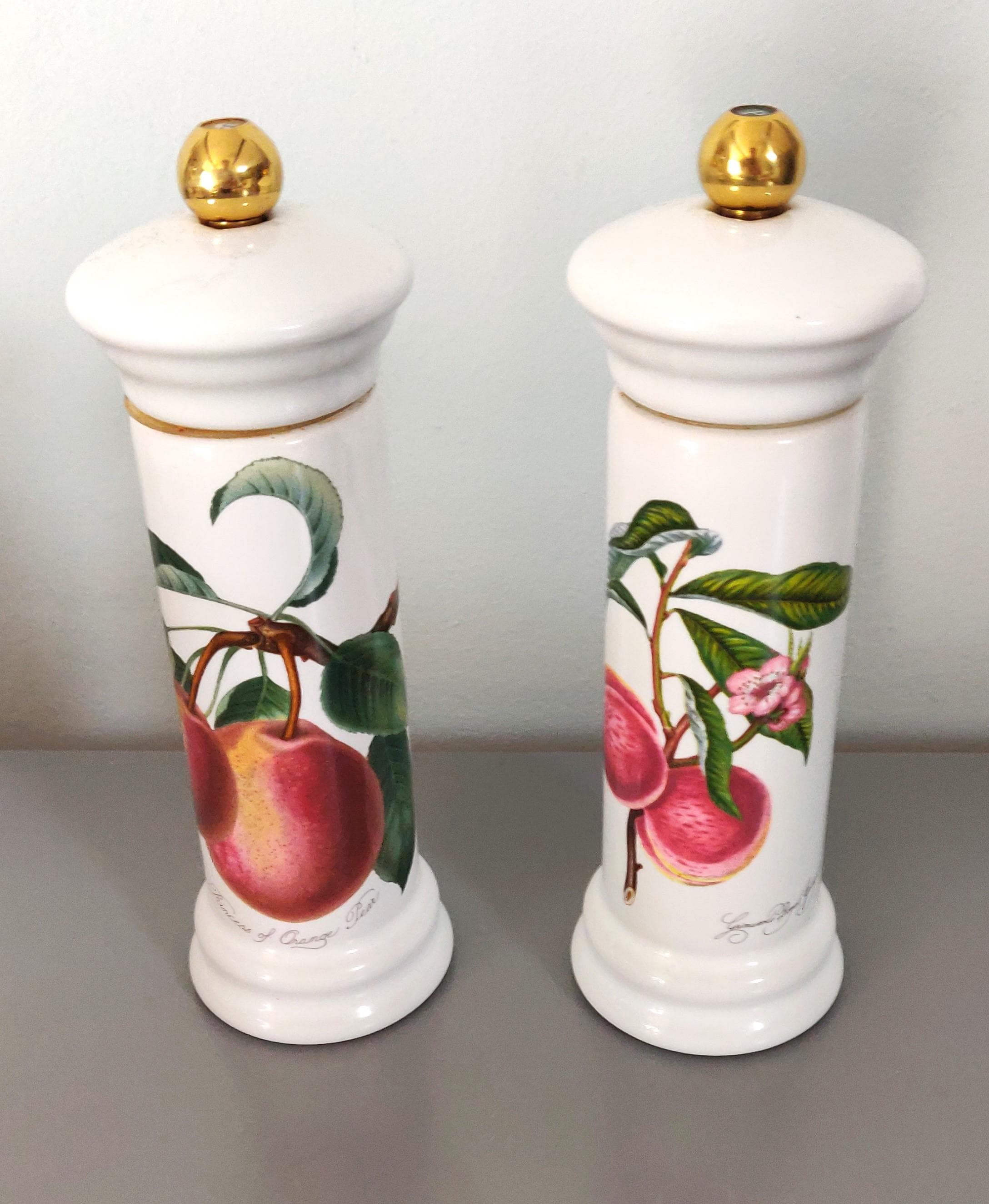 Salt & Pepper Shakers - Vintage - Etsy UK
