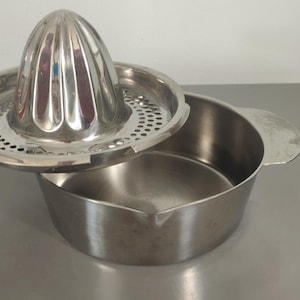 Vintage Lemon Squeezer