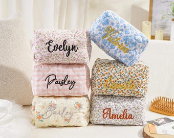 Personalized Embroidered Makeup Bag, Floral Cosmetic Bag, Bridesmaid Makeup Bag, Women Toiletry Bag, Travel Makeup Pouch, Bridesmaid Gift