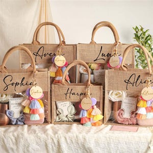Personalized Burlap Bag, Custom Bridesmaid Gift Bag, Beach Tote Bag, Bachelorette Party Bag, Jute Bag, Burlap Tote Bag, Bridesmaid Proposal