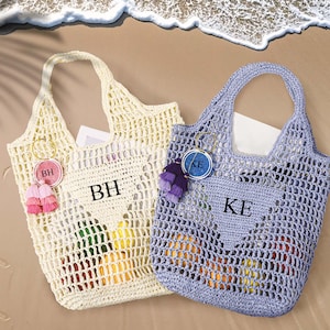 Personalisierte Strand Tragetasche, Benutzerdefinierte Raffia Strand Strohtasche, Brautjungfer Strand Tragetasche, Mädchen Reise Tragetasche, Junggesellinnenabschied Geschenk