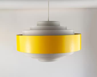 Jo Hammerborg Fog & Mørup Ultra Lamp – Danish Modern Yellow Pendant Light