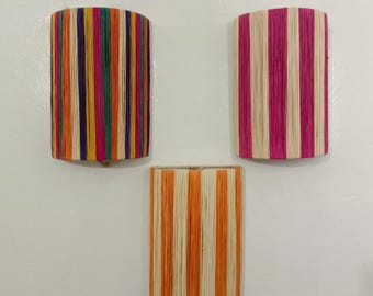 Aplique de pared de rafia, lámpara marroquí de estilo boho con pantalla de ratán, lámpara de pared de mimbre hecha a mano iluminación