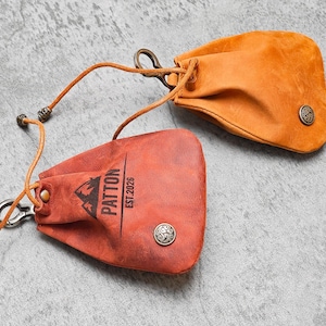 Monedero de cuero genuino con cordón personalizado para hombre: compacto y seguro con hebilla de resorte, bolsillo marrón