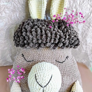Crochet pattern animal , plush alpaca , soft pillow pattern in English , llama ornament, decorative pillow , circuit alpaca, crochet pillow