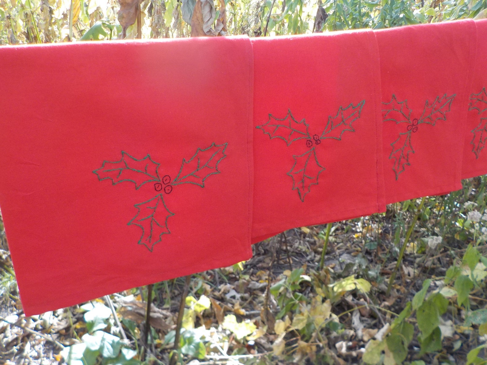 4 hand embroidered red holly leaves christmas cloth napkins  etsy