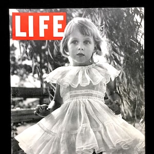 1949 Vintage Life Magazine Cover, Advertising Art, 1940&#39;s Fashion, Great for Framing.