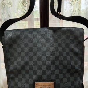 Autentica borsa a tracolla Damier Graphite di Louis Vuitton